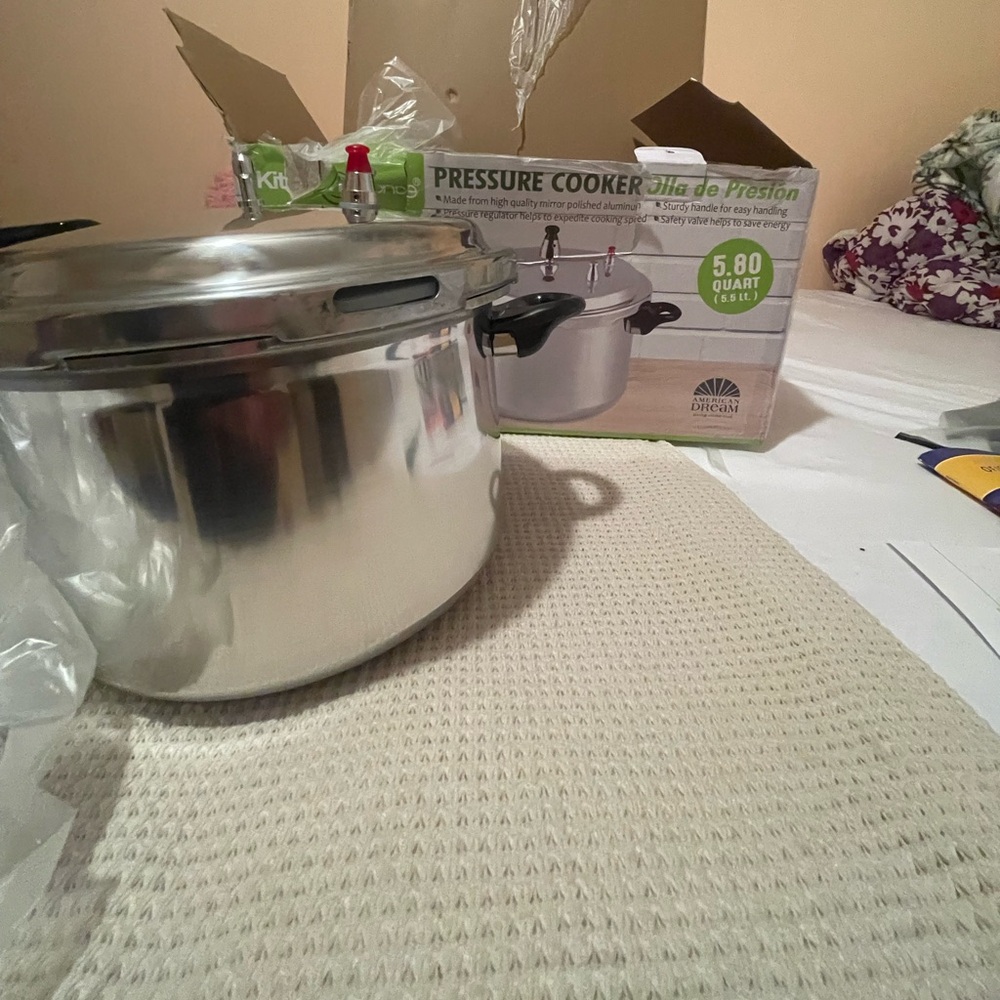 Pressure cooker